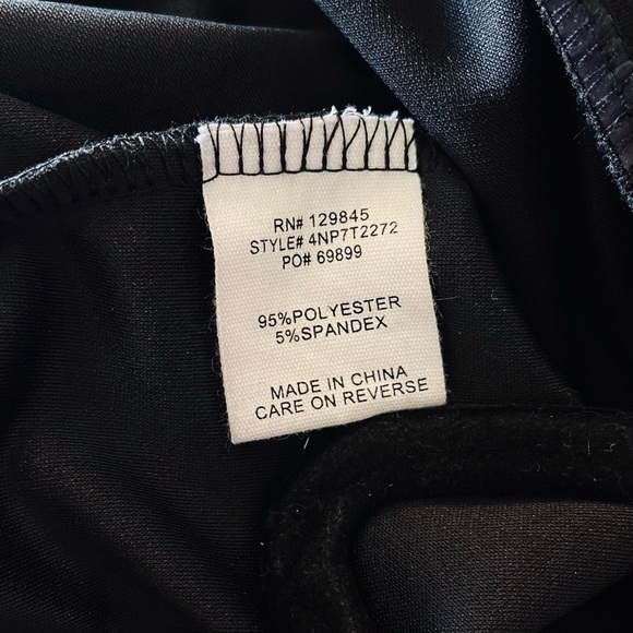 Elegant Women's Black Jumpsuit with Ruched Leg Detail & Belt - Picture 4 of 6